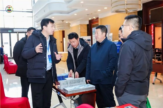 西安银马2025Plus压振全能砖/ 石一体生产线 西安银马2025Plus压振全能砖/ 石一体生产线
